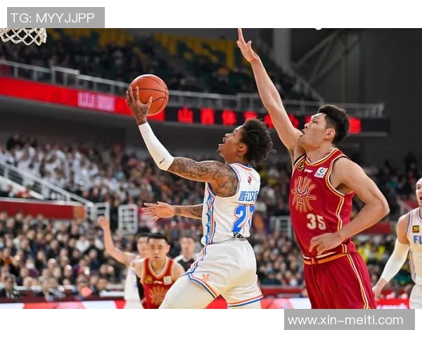 2013年CBA激战回顾北京队与福建队的精彩对决分析与亮点总结