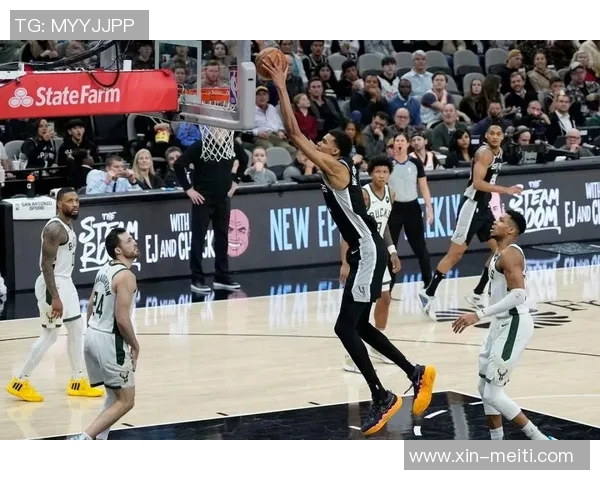 2013年马刺与勇士季后赛激战回顾与精彩瞬间分析