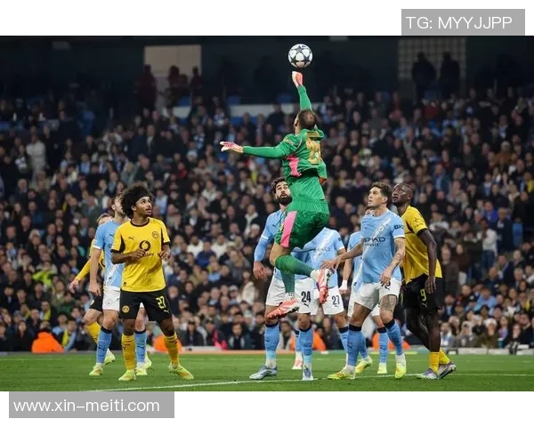 多特蒙德球迷暴力事件引发欧冠禁赛三场及50万欧罚款惩罚 多特蒙德球迷暴力事件引发欧冠禁赛三场及50万欧罚款惩罚