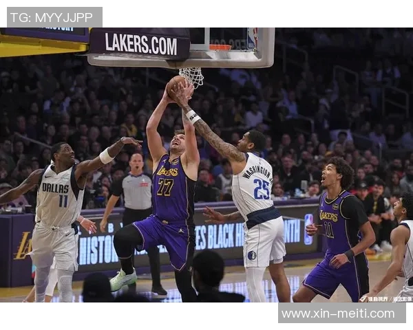 2011年NBA季后赛小牛对湖人第四场精彩回顾与赛后分析